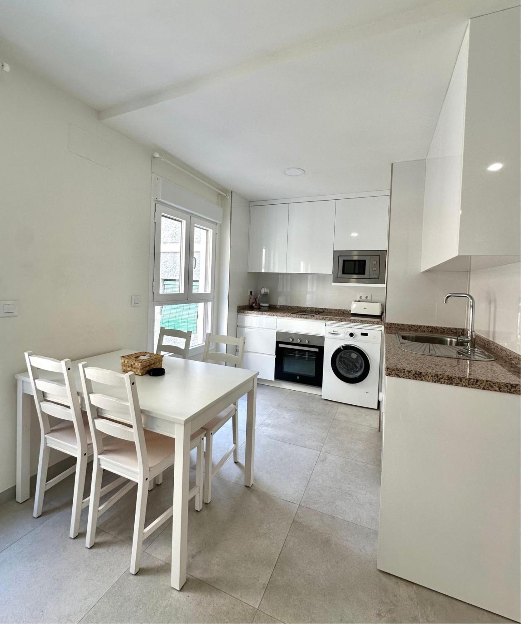 Apartamentos Turisticos Victoria Almuñécar Dış mekan fotoğraf