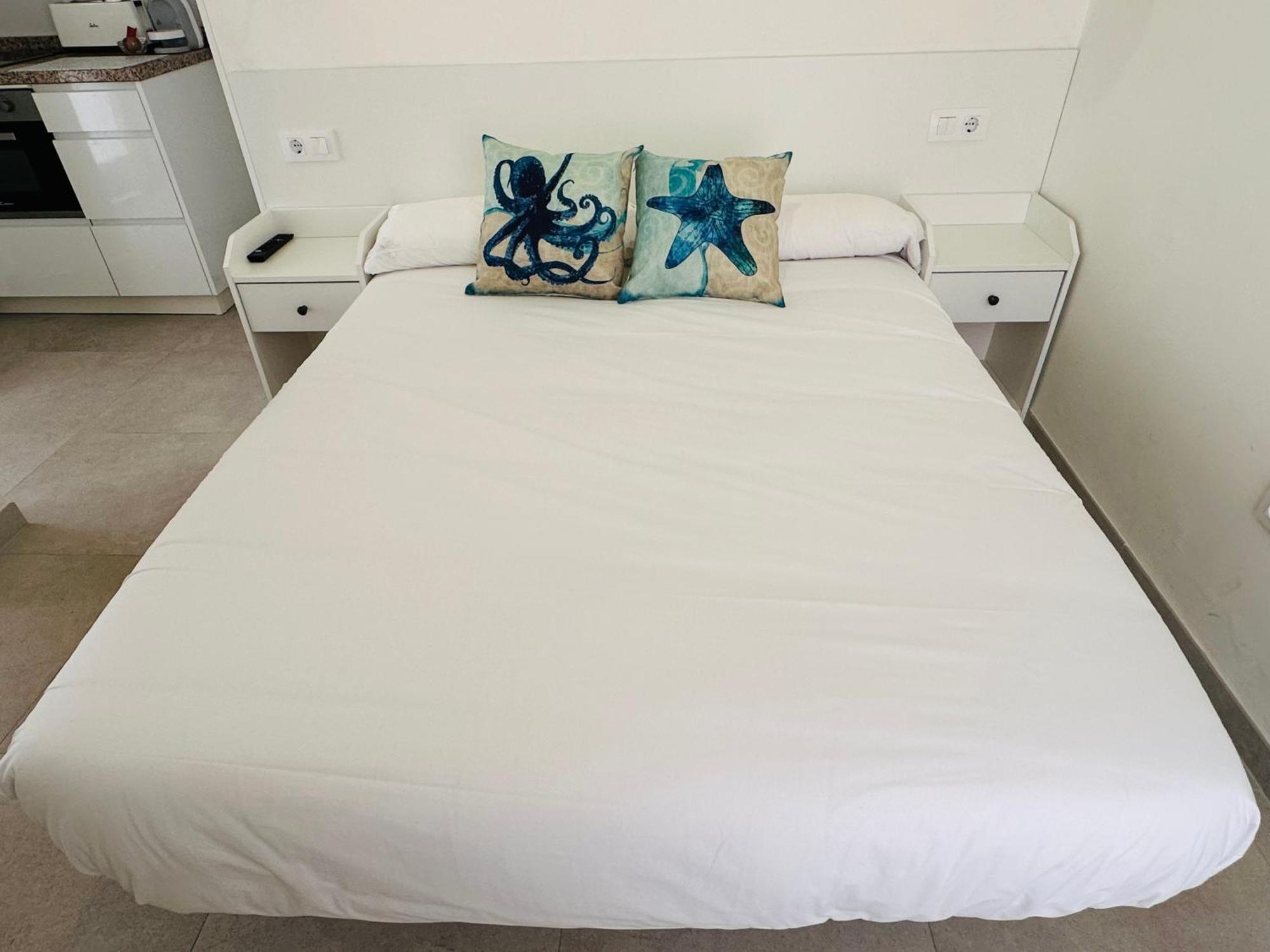 Apartamentos Turisticos Victoria Almuñécar Dış mekan fotoğraf